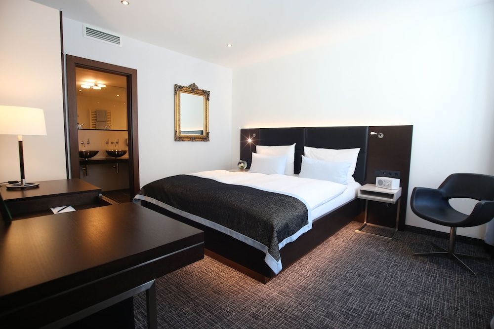 Schiller5 Hotel