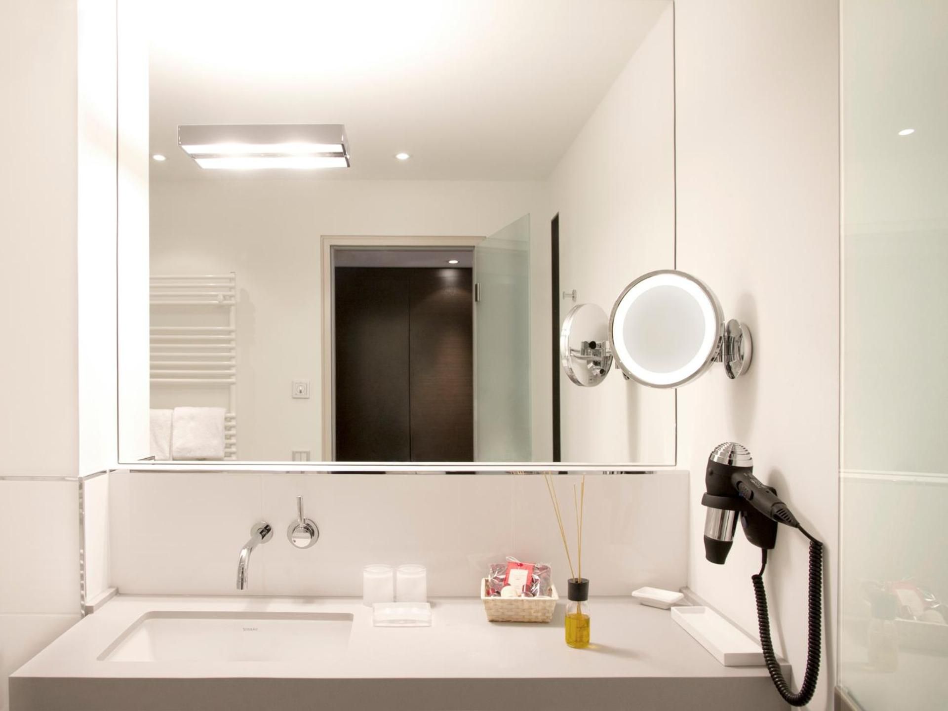 undefined marc münchen - Adults Only 8