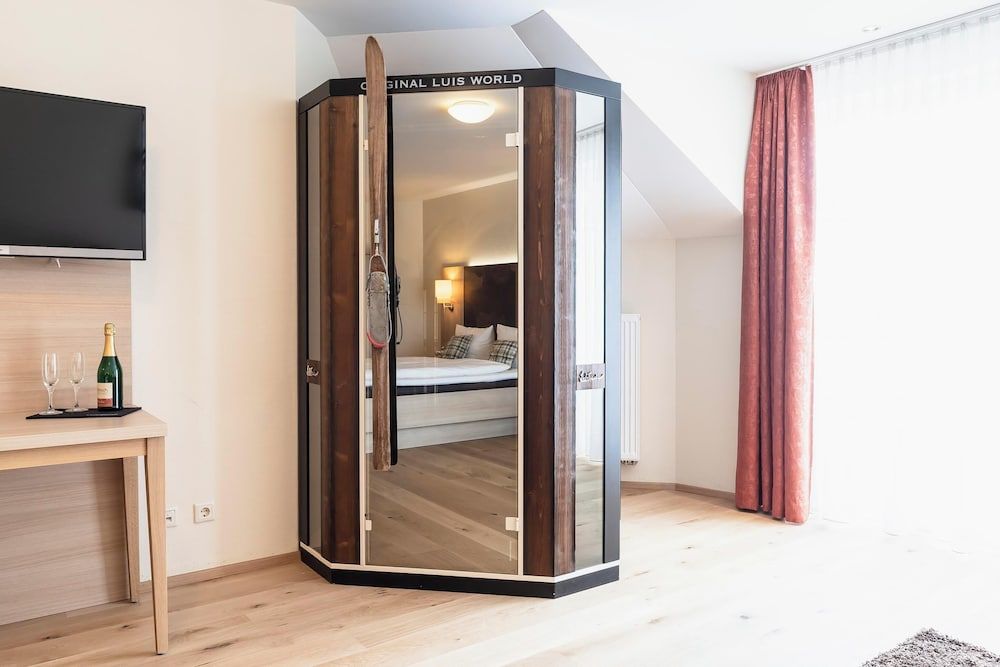 Hotel Dirsch Wellness & Spa Resort Deluxe Suite 6