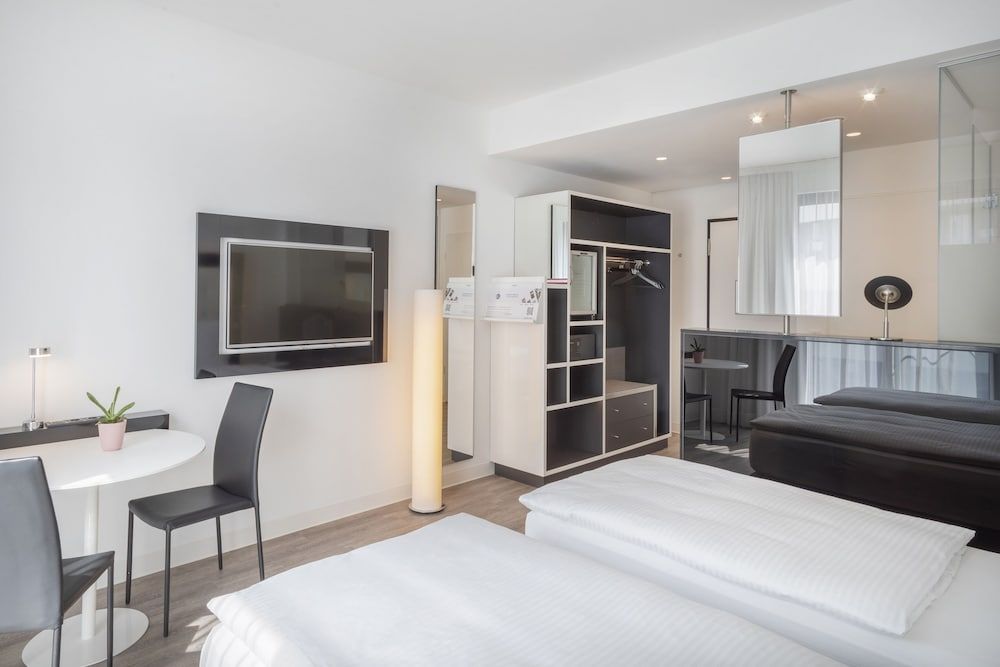 undefined INNSiDE by Meliá Frankfurt Ostend 4