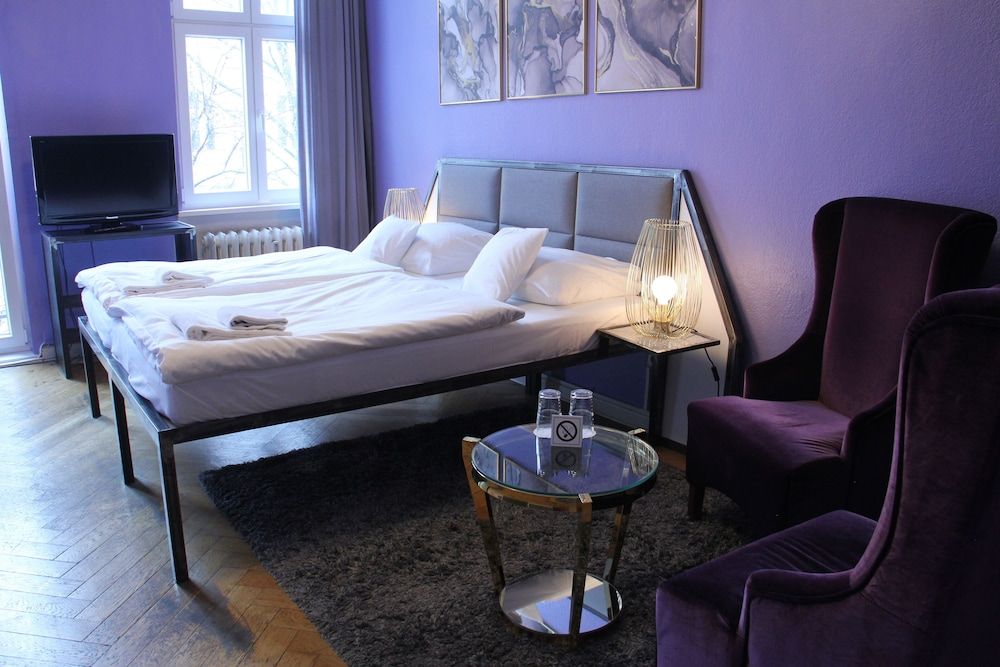 ArtHotel Connection Standard Double Room 2