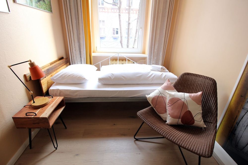 undefined ArtHotel Connection 4