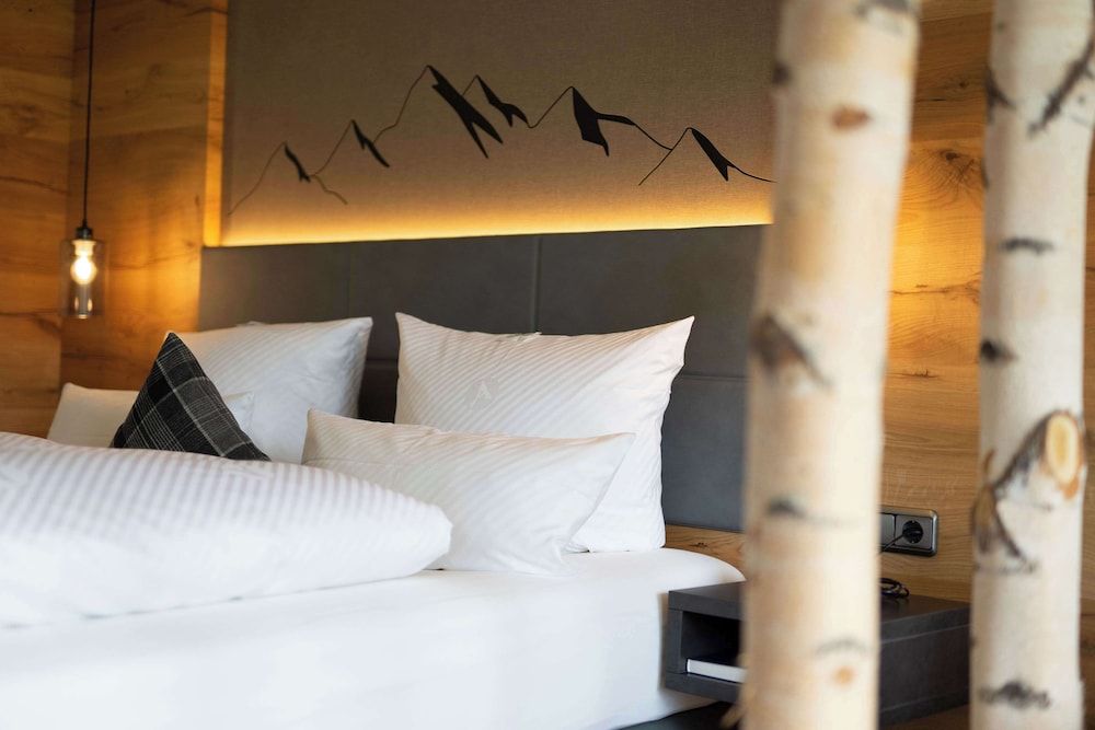 Superior Room, 1 Double Bed, Balcony, Mountain View