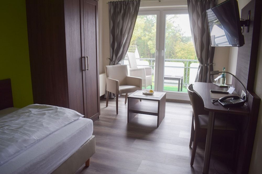 Akzent Hotel Jonathan Comfort Single Room 7