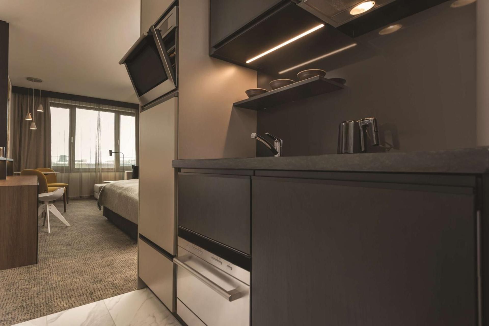 Two-Bedroom Interconnecting Apartment 