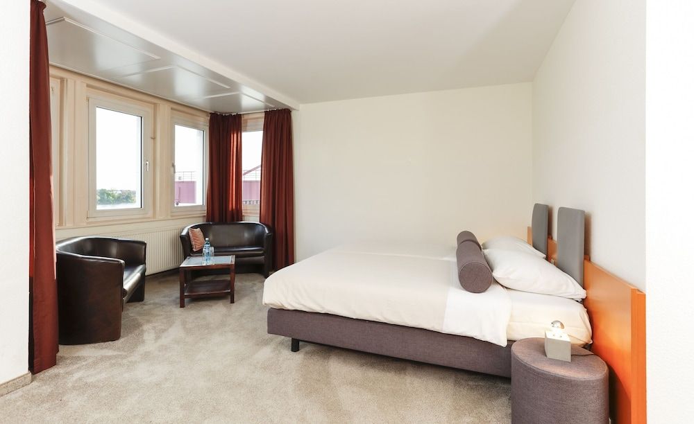 Hotel am Rhein - Wesseling Junior Suite, 1 Bedroom, Non Smoking, River View 3