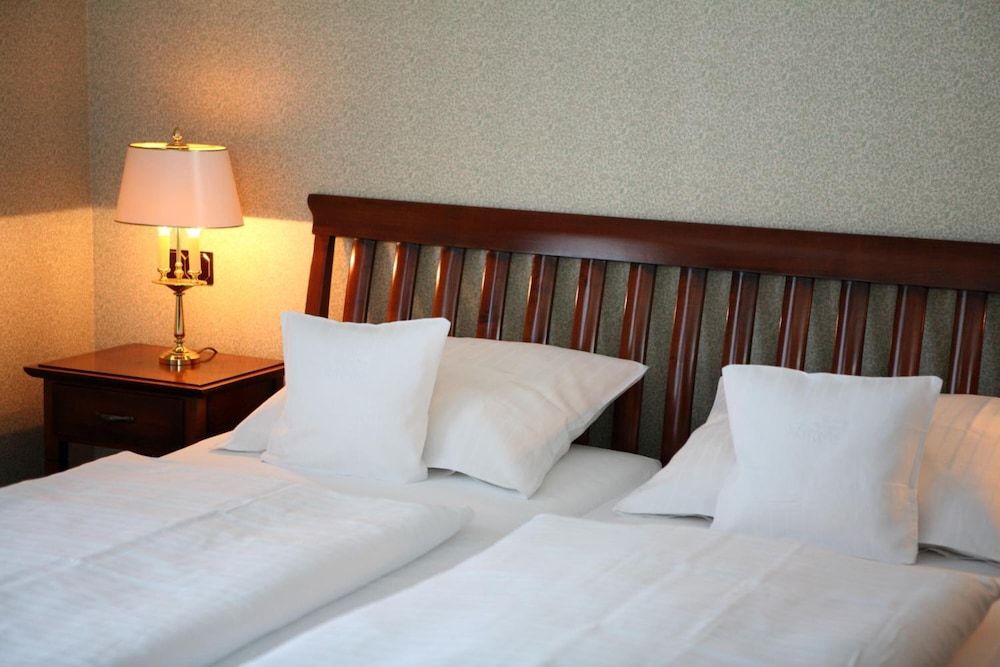 Maifeld Sport- und Tagungshotel