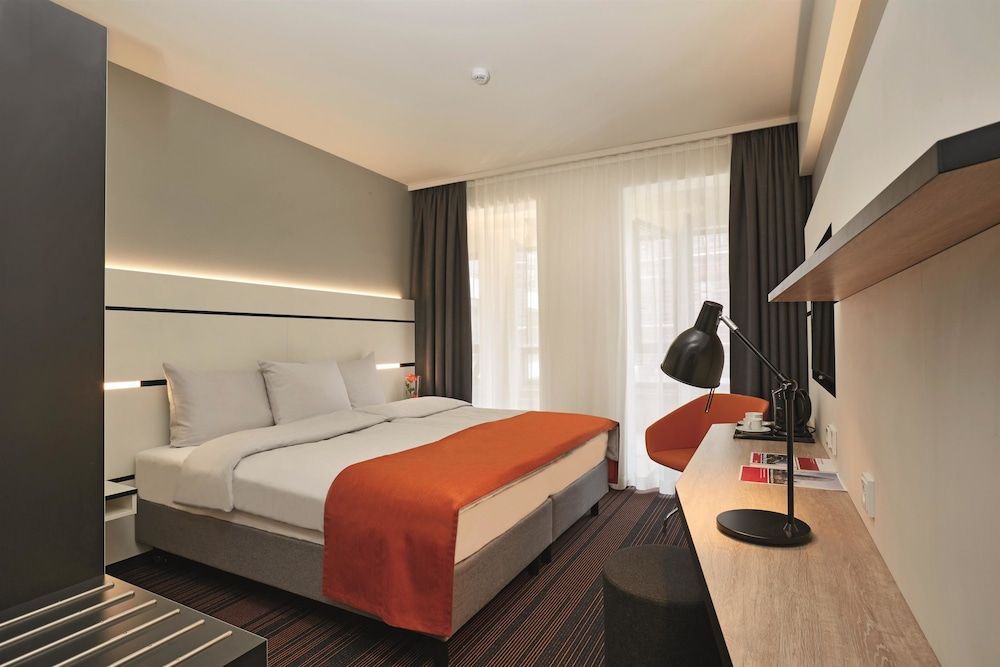 HYPERION Hotel Hamburg Comfort Double Room 2