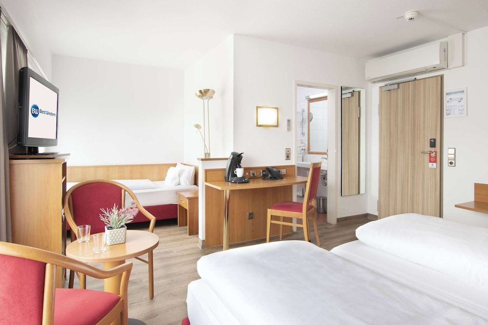 Best Western Queens Hotel Pforzheim-Niefern Standard Room, 1 Double Bed 4