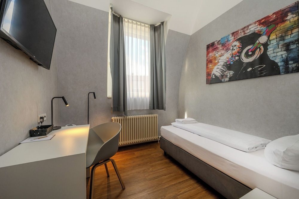 undefined mk | hotel berlin 5