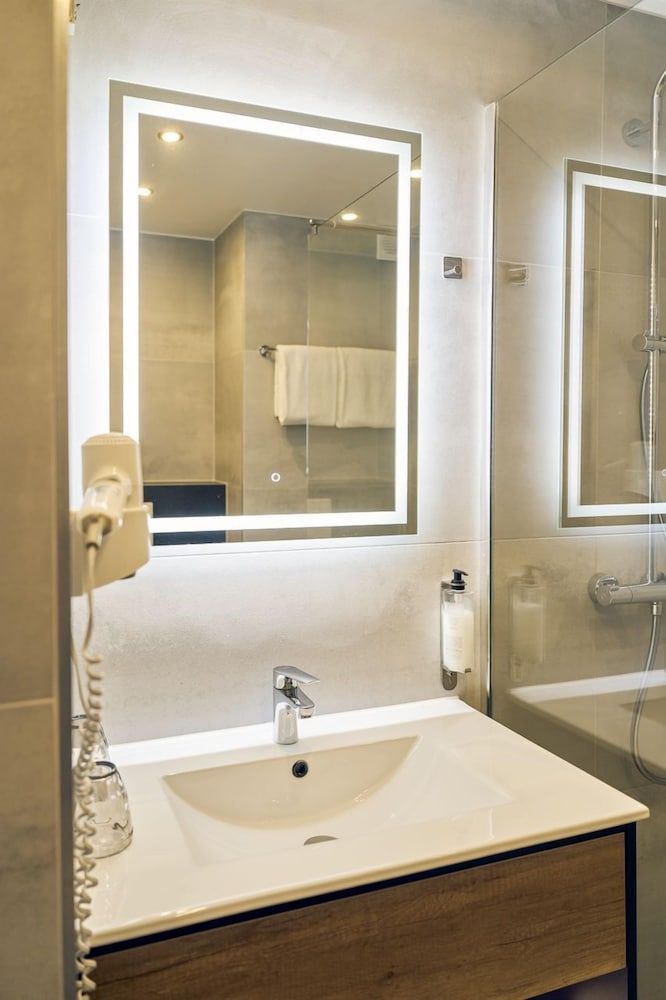 Arthotel ANA im Olympiapark Superior Double Room 4