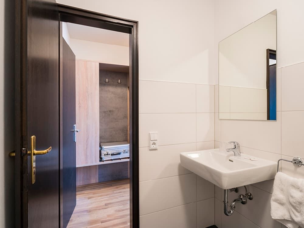 2Places Side Comfort Double Room 5