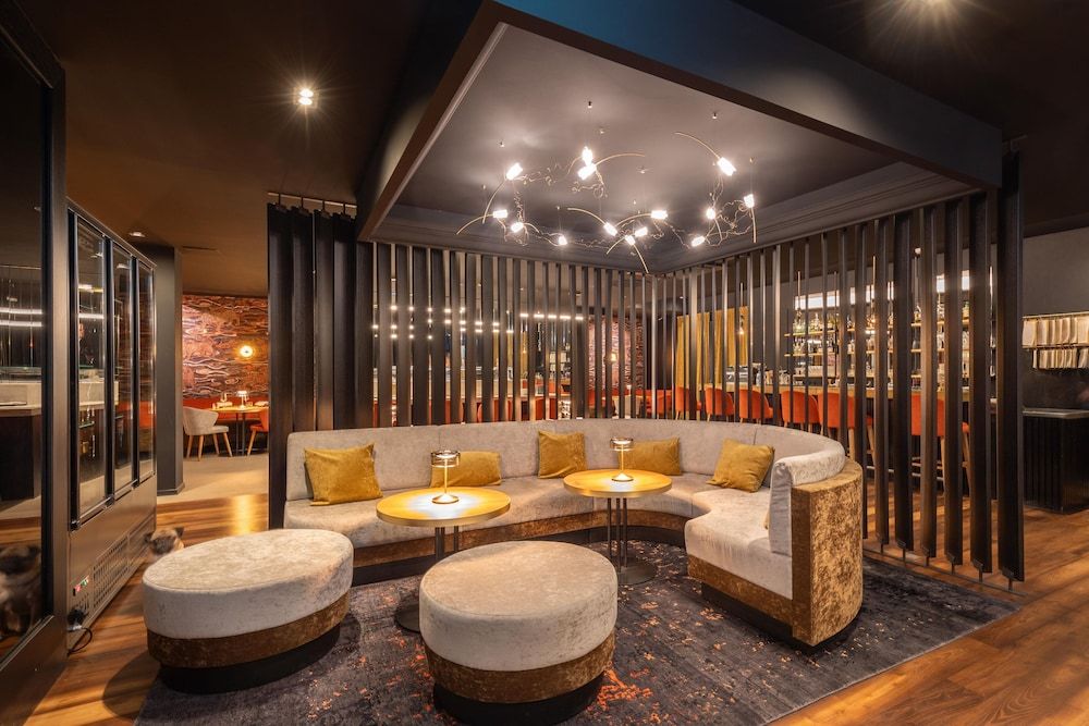 undefined La Mansion Vi Vadi Hotel 8