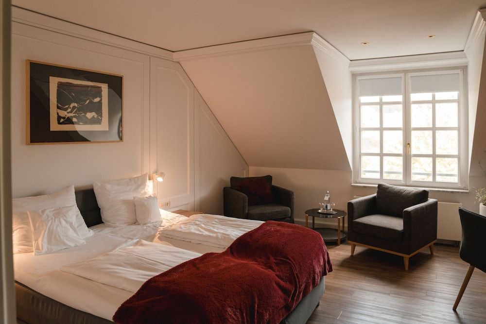 Hofgut Georgenthal Deluxe Double Room 7