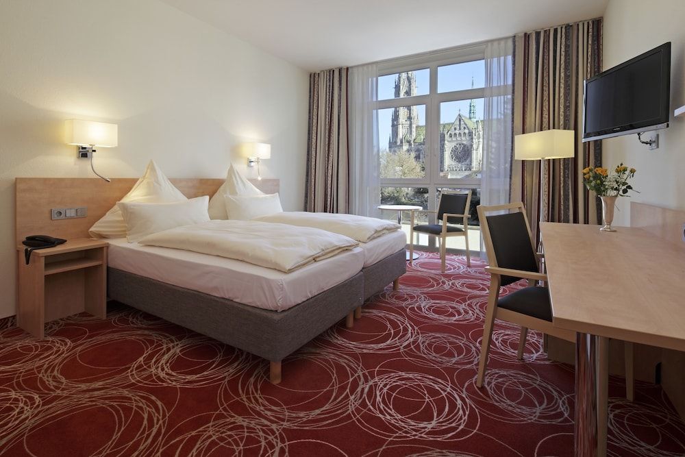 Hotel Löwengarten Superior Double Room 3