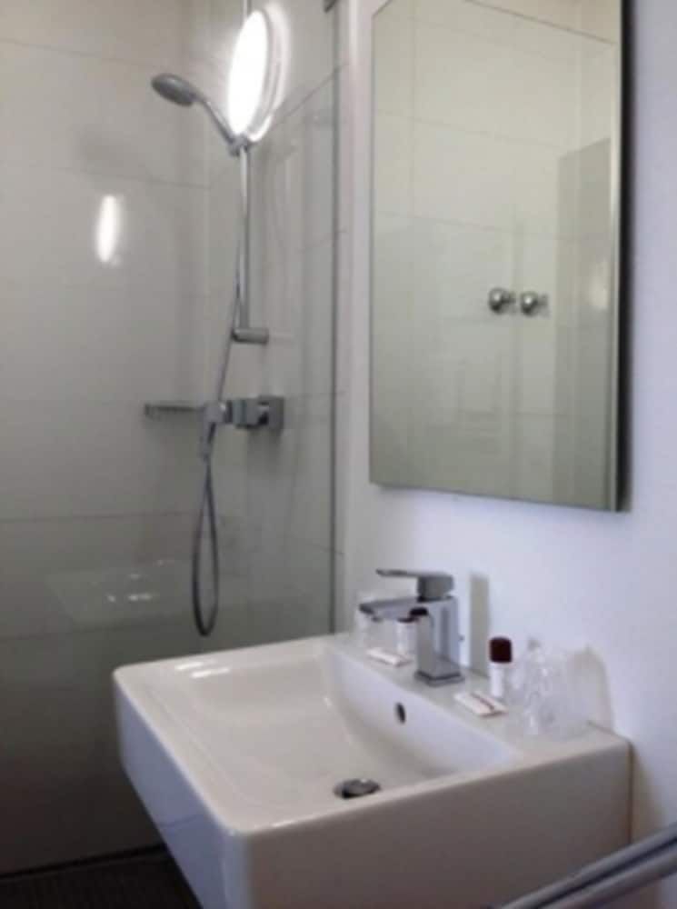 Hotel Goethe Classic Twin Room 4