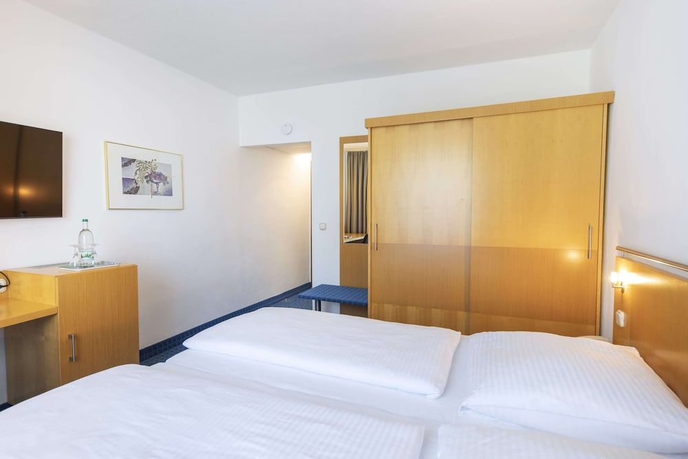 ACHAT Hotel Suhl Superior Double Room 5