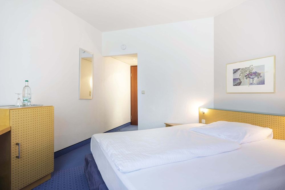 ACHAT Hotel Suhl Business Double Room 2