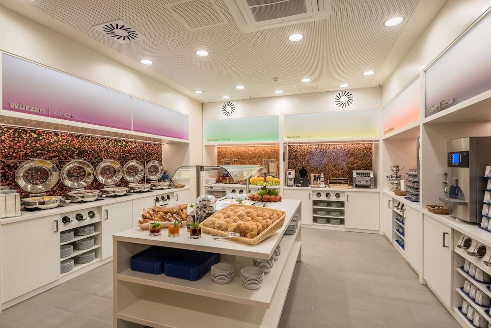 undefined Hampton by Hilton Hamburg City Centre 9