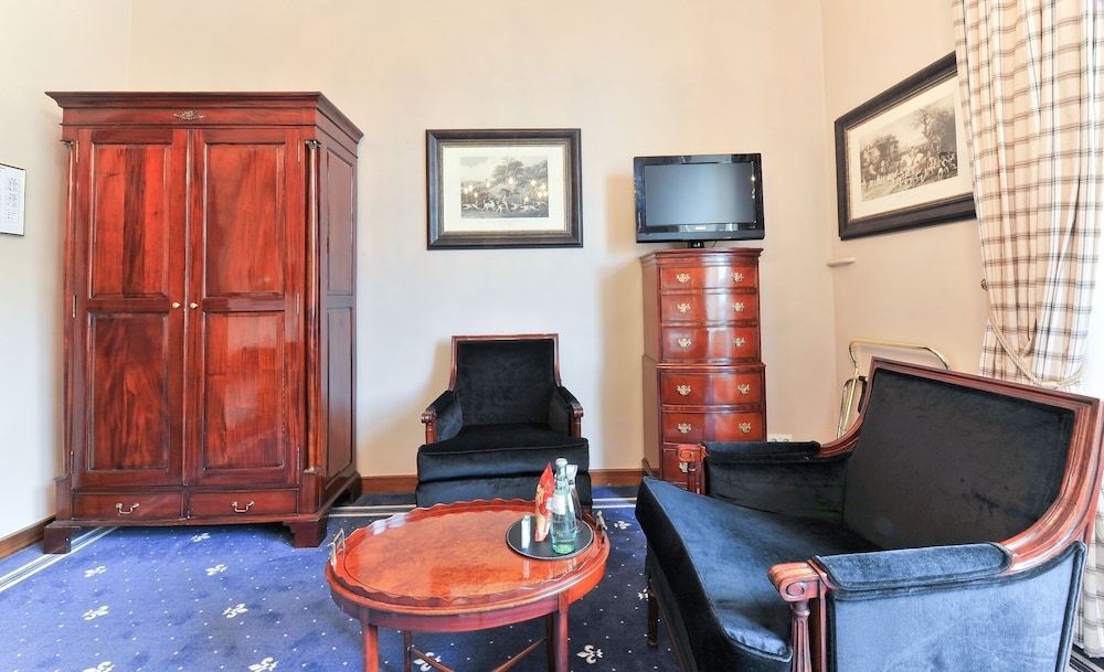 Hotel Windsor City Double Room 13