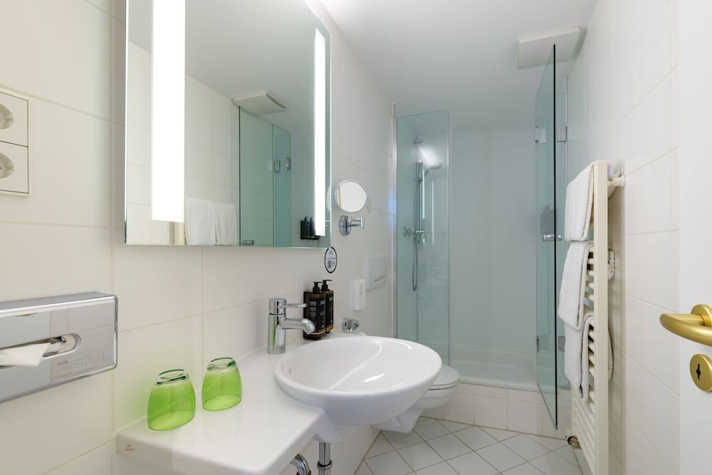 Mercure Hotel München Altstadt Standard Double Room, 1 Double Bed 11