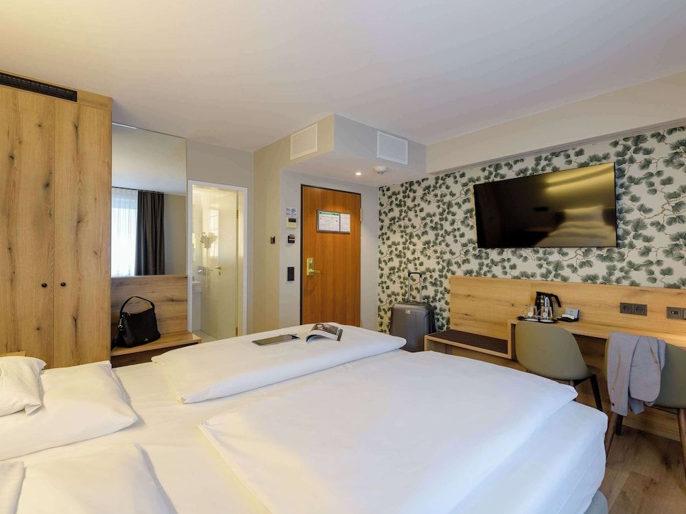 Mercure Hotel München Altstadt Standard Double Room, 1 Double Bed 5