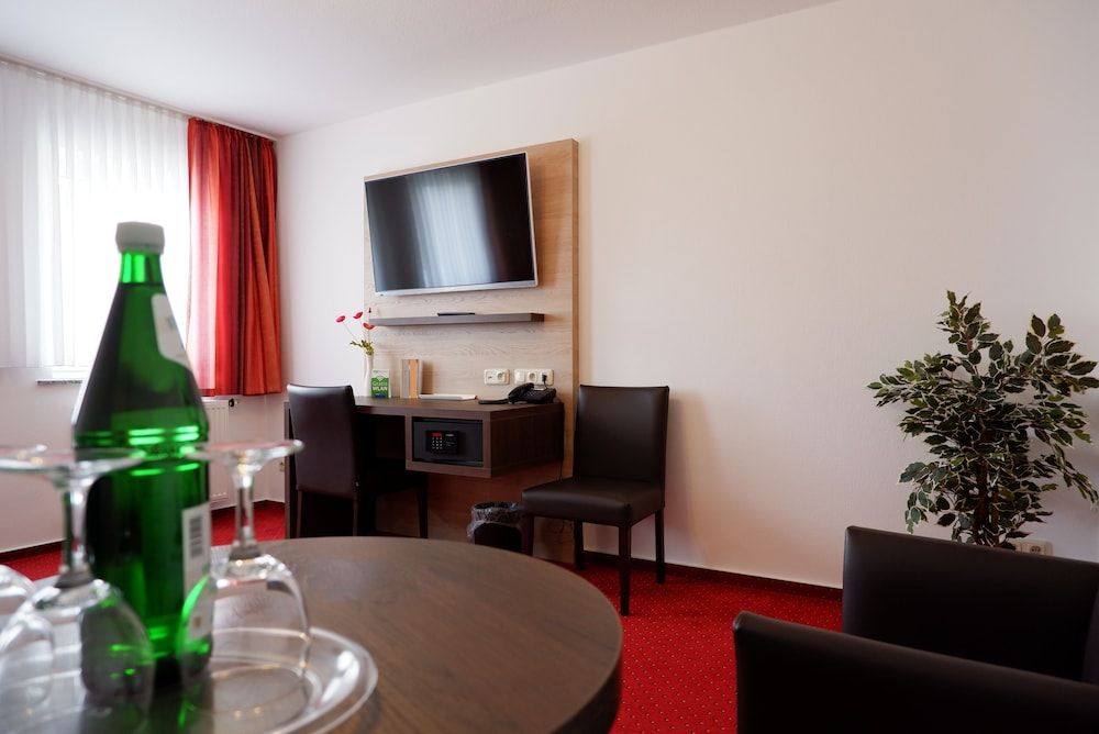 Hotel Schoos Standard Double Room 5