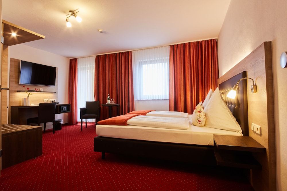 Hotel Schoos Standard Double Room 3