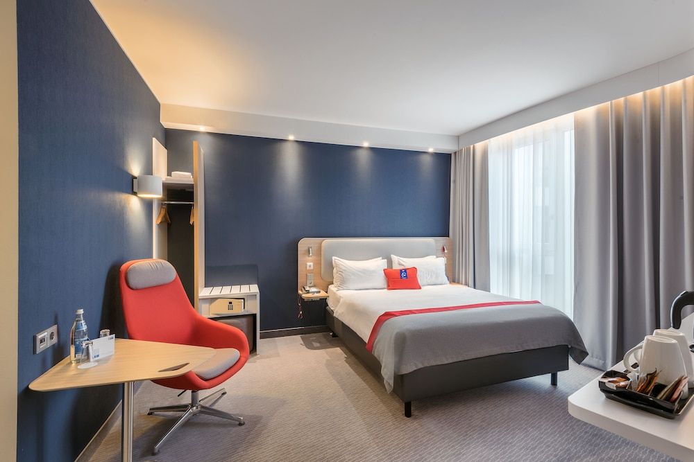 Standard Room, 1 Double Bed, City View