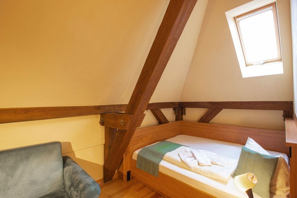 Comfort Single Room
