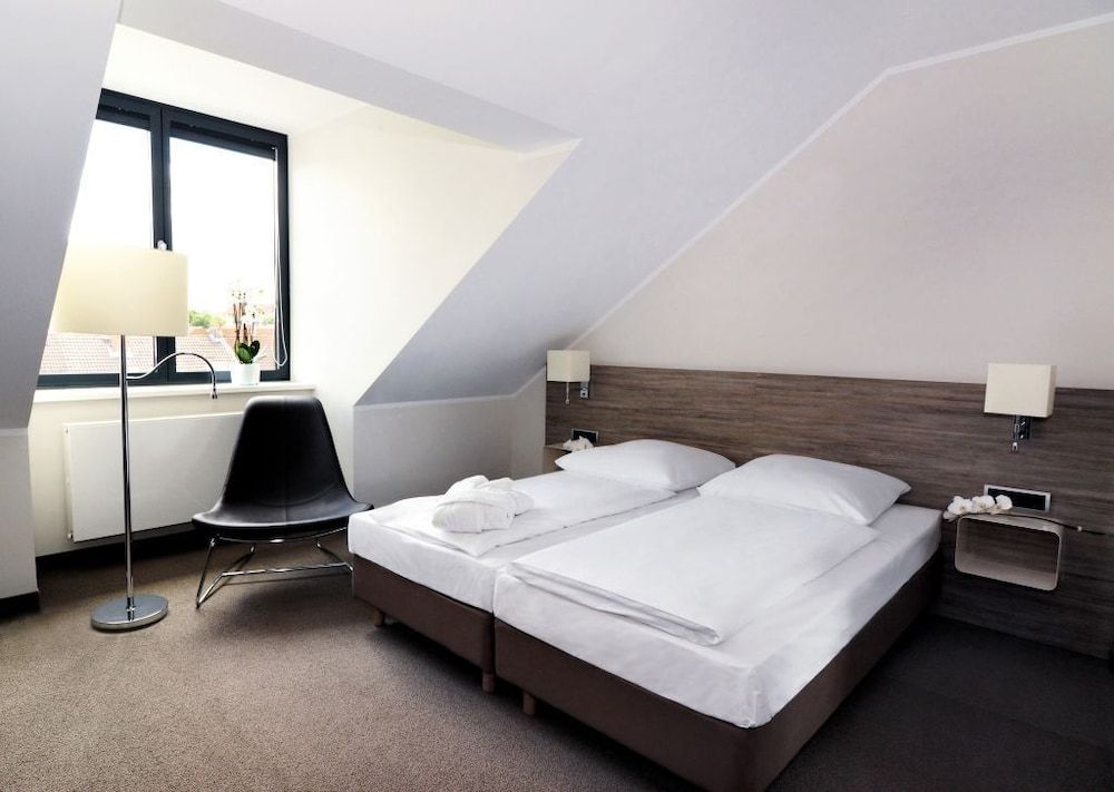Hotel Schweizer Hof Kassel Comfort Double Room, Courtyard Area 4