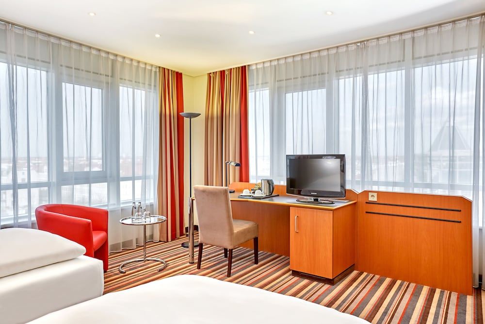undefined H+ Hotel Leipzig 10