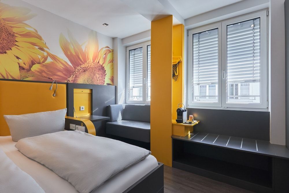 undefined Buddy Hotel 5