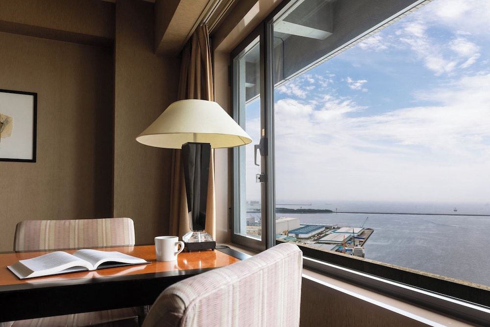 Deluxe Twin Room (Ocean Sunset)