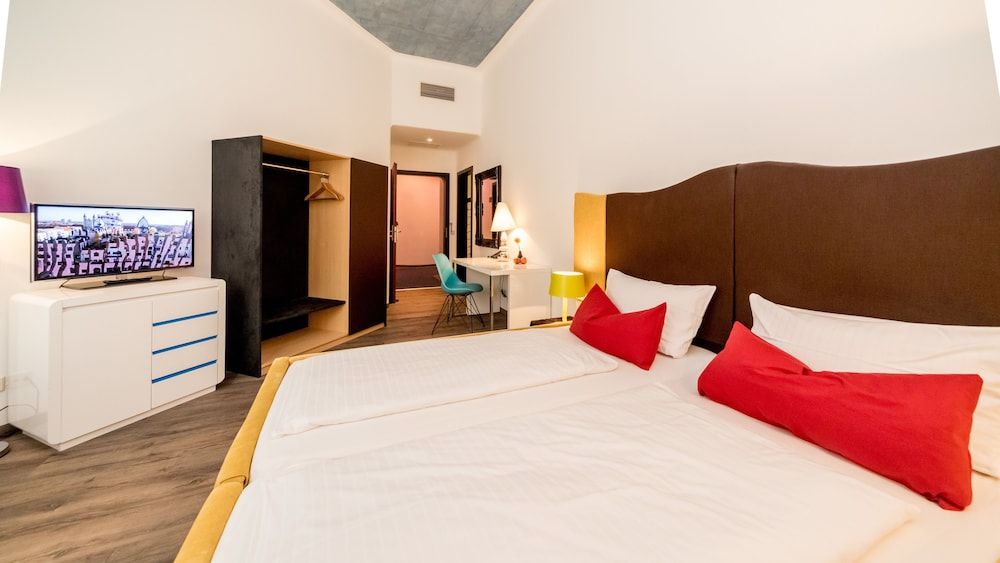 artHotel Magdeburg Comfort Double Room with terrace 2