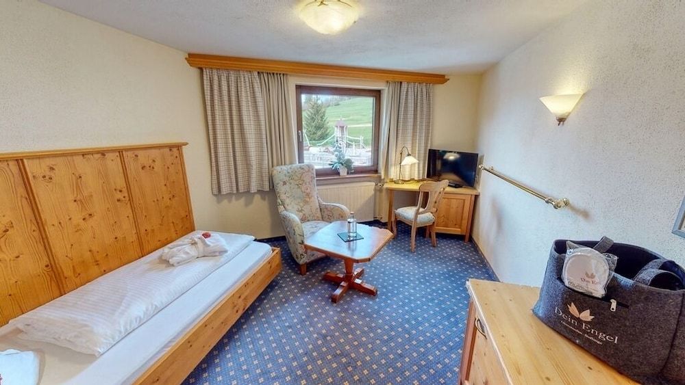Dein Engel Basic Single Room 2