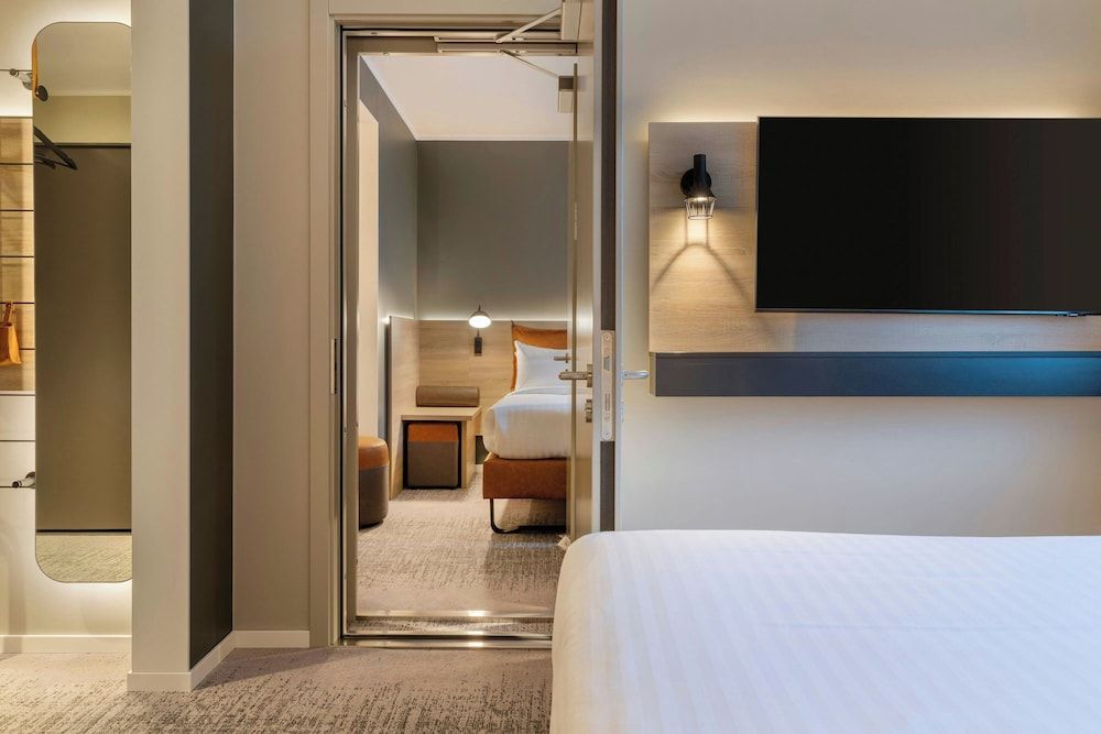 undefined Moxy Berlin Ostbahnhof 7