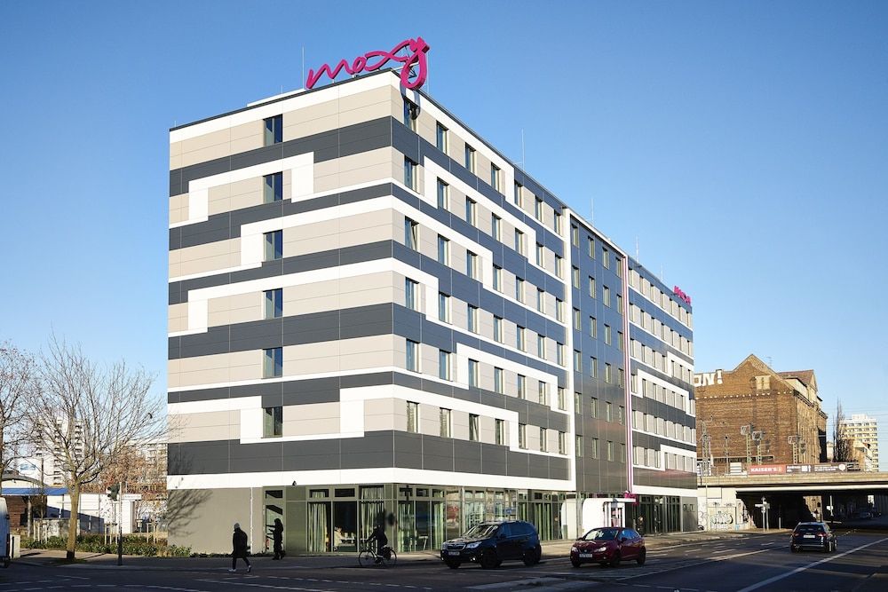 undefined Moxy Berlin Ostbahnhof 2