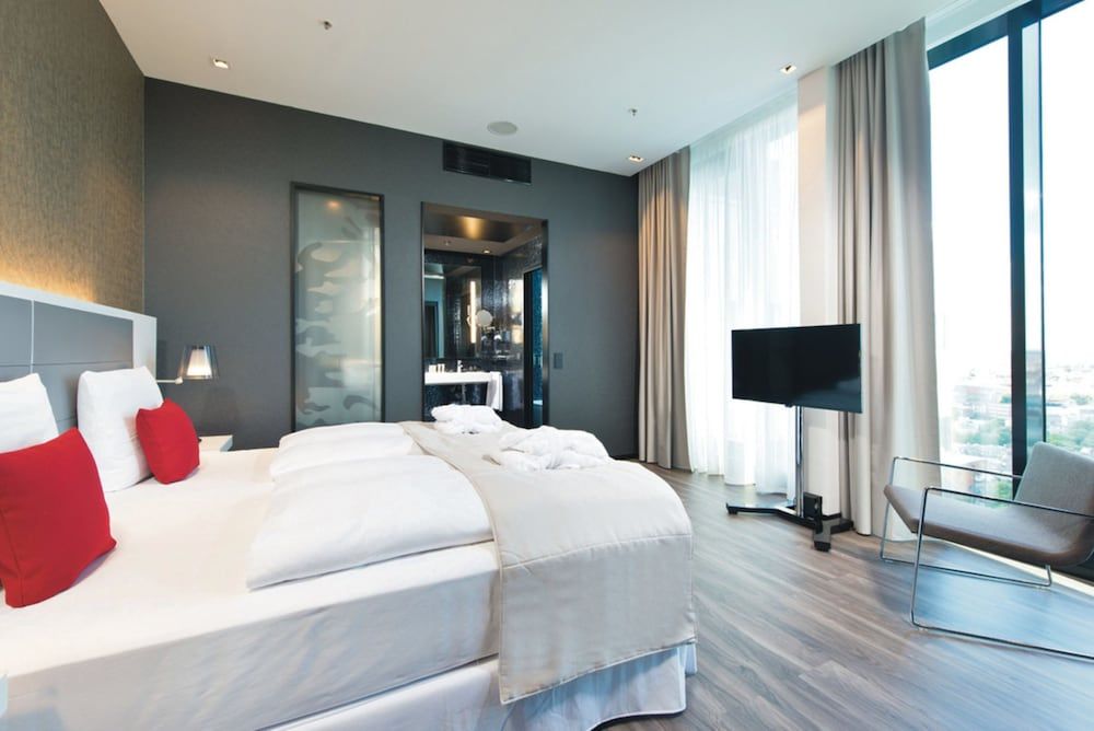 Hotel Riu Plaza Berlin Presidential Suite (Berlin- Rooftop View) 3