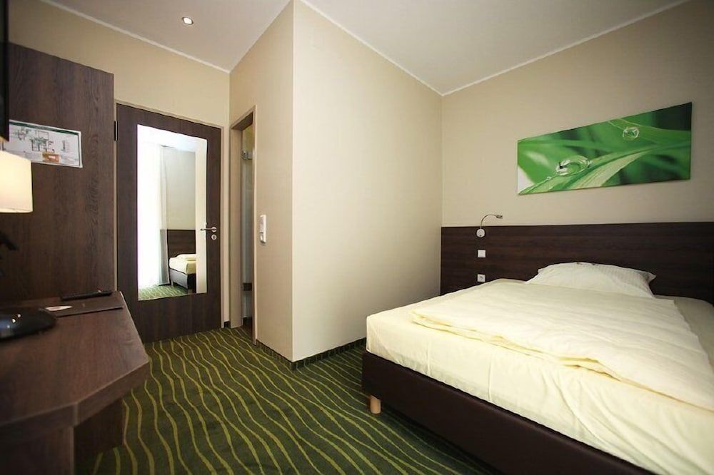Business Single Room, 1 Double Bed, Non Smoking