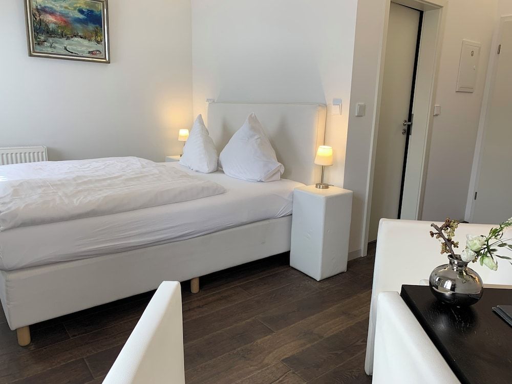 Gut Hohenholz Standard Double Room