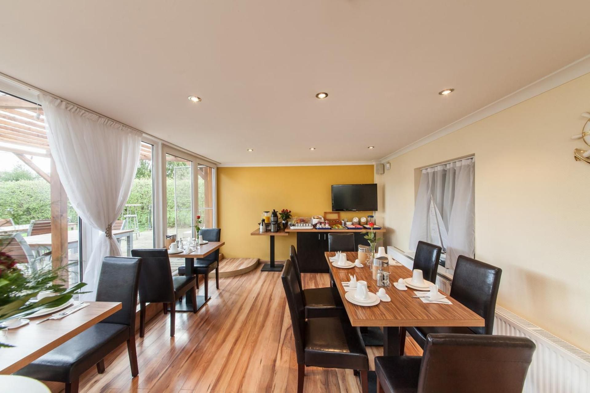 undefined Hotel Marco Polo 9