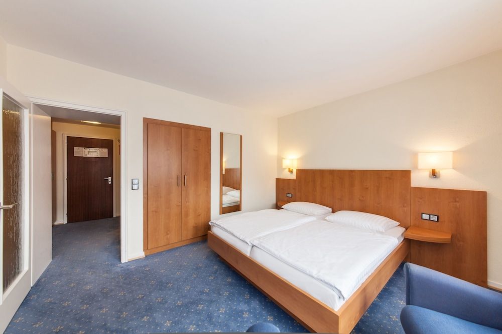 Hotel Drei Kronen Elmshorn Double Room 4