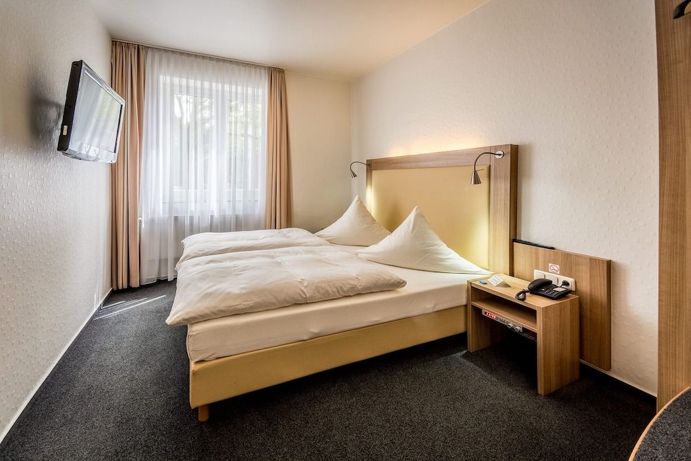 undefined Hotel Lousberg 8