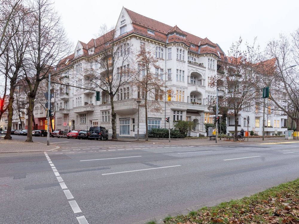 undefined Limehome Berlin Puderstraße 2