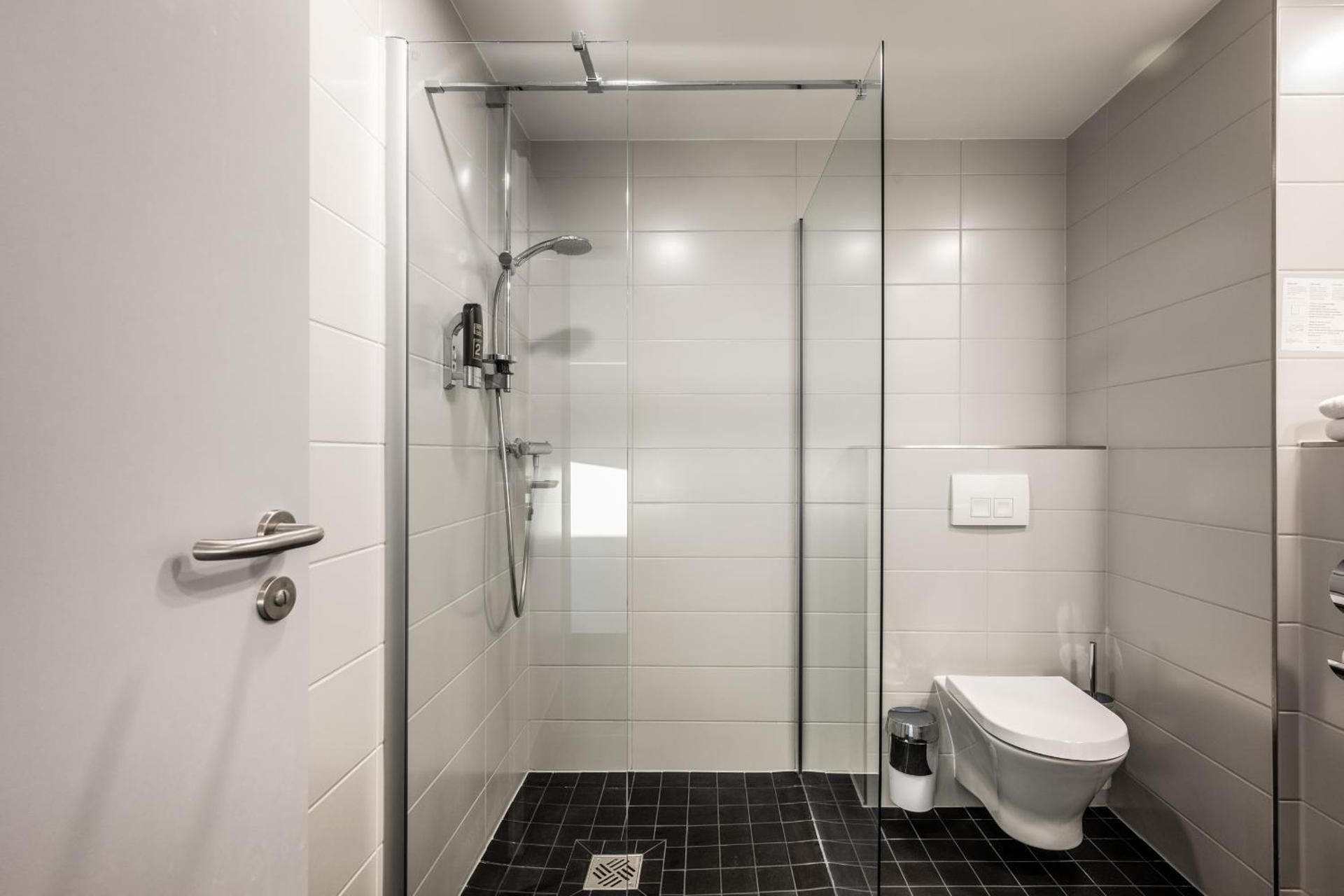 Serways Hotel Weiskirchen Nord Single Room 3