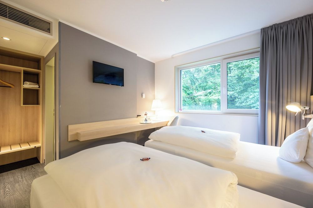 Serways Hotel Weiskirchen Nord Standard Double Room, 1 Double Bed 13