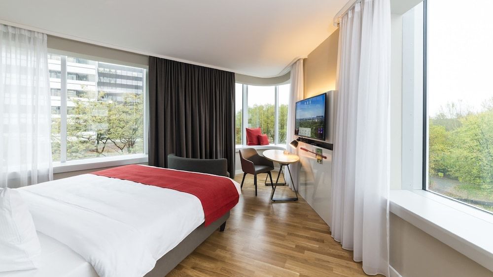 Standard Room, 1 King Bed with Sofa bed (Minibar)