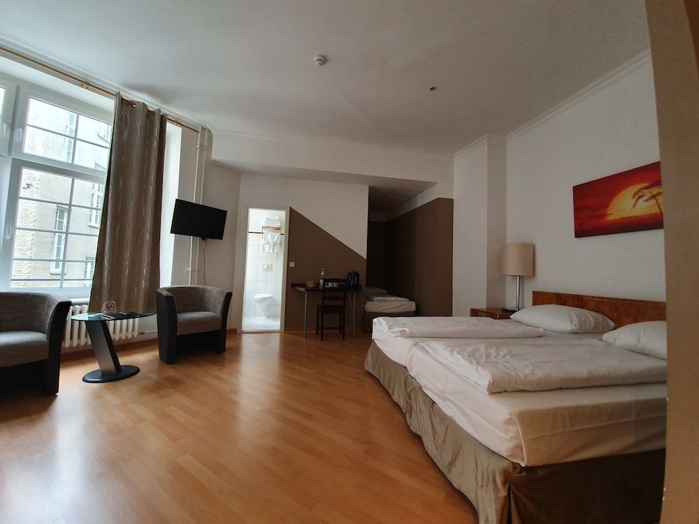 undefined Erlanger Hof 3