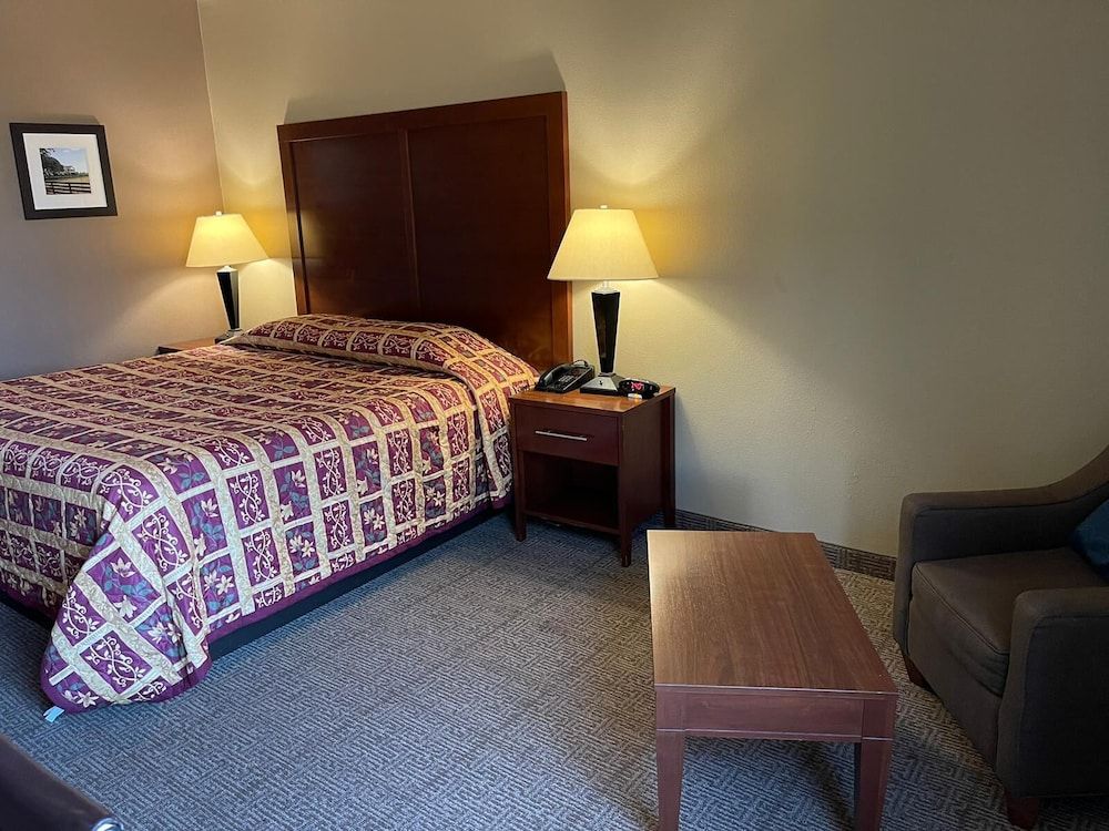Deluxe Inn